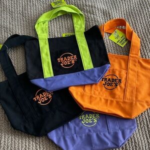 Trader Joe’s Trick or Treat Canvas Tote Bag set